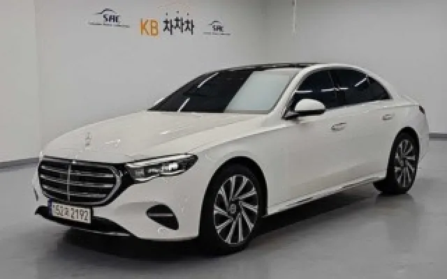 GV80일렉트리파이드 중고차 E-클래스 W214 E300 4MATIC 매물 사진 7 - 2024/04 43,557km